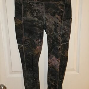 EUC Lululemon athletica Radiant Multi Speed Up Cropped Leggings